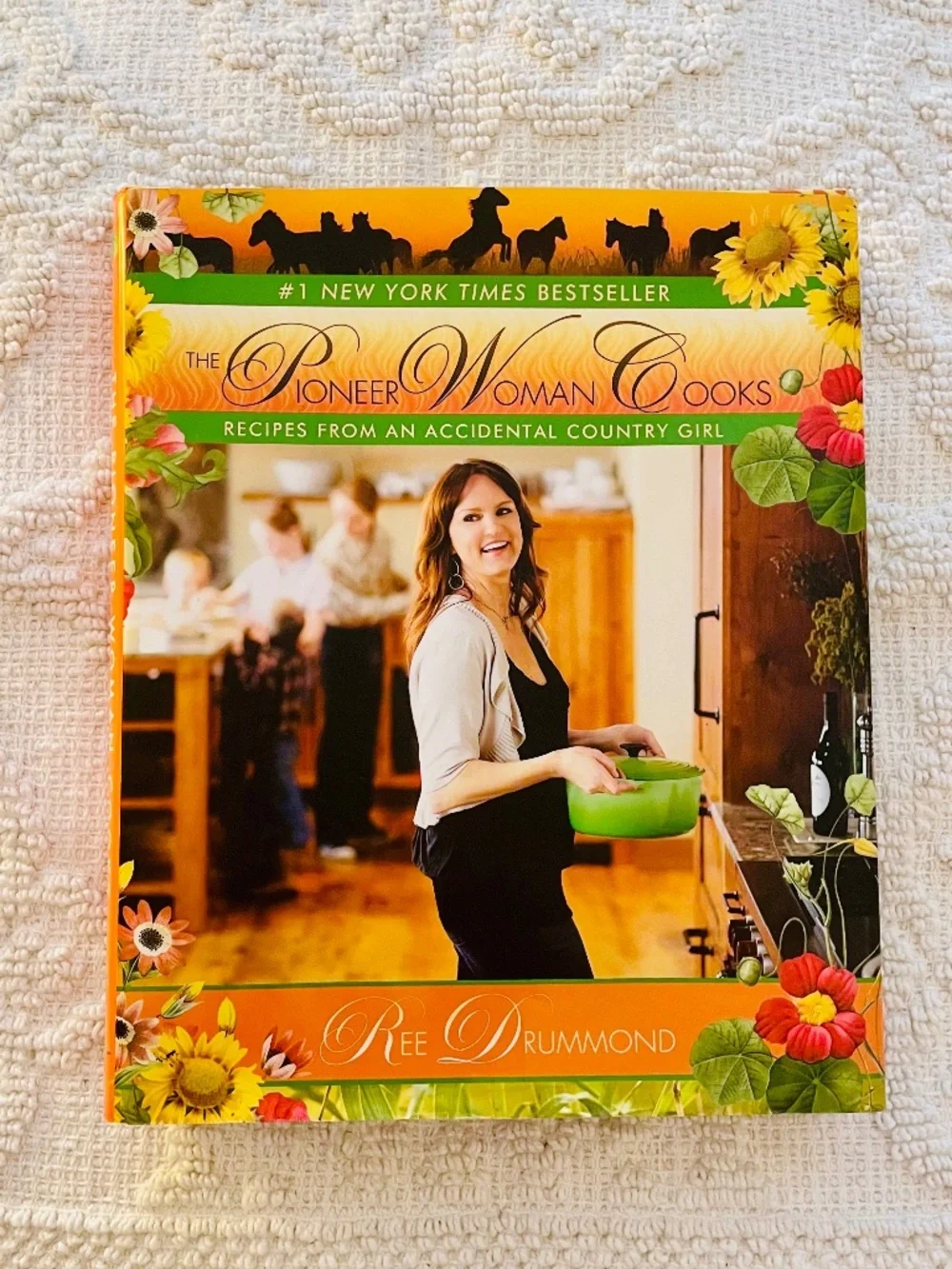 The Pioneer Woman Hardcover Cookbook